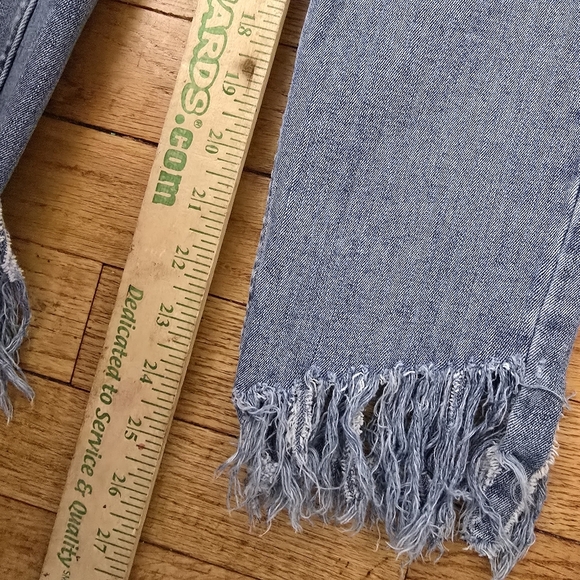 We The Free Womens Mid Rise Medium Wash Great Heights Frayed Skinny Jeans 28 - Picture 9 of 9